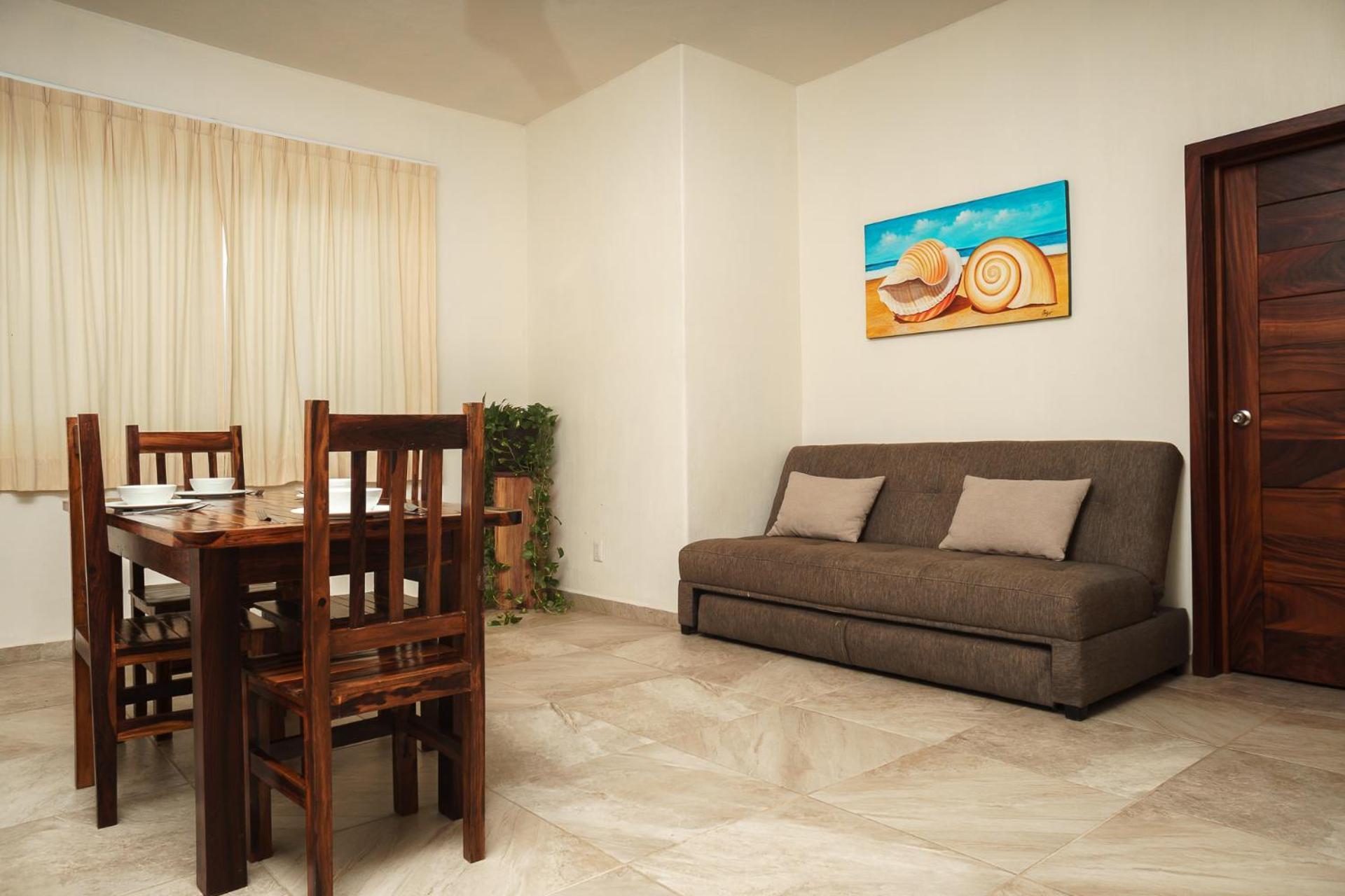 Aurora Hotel 3*