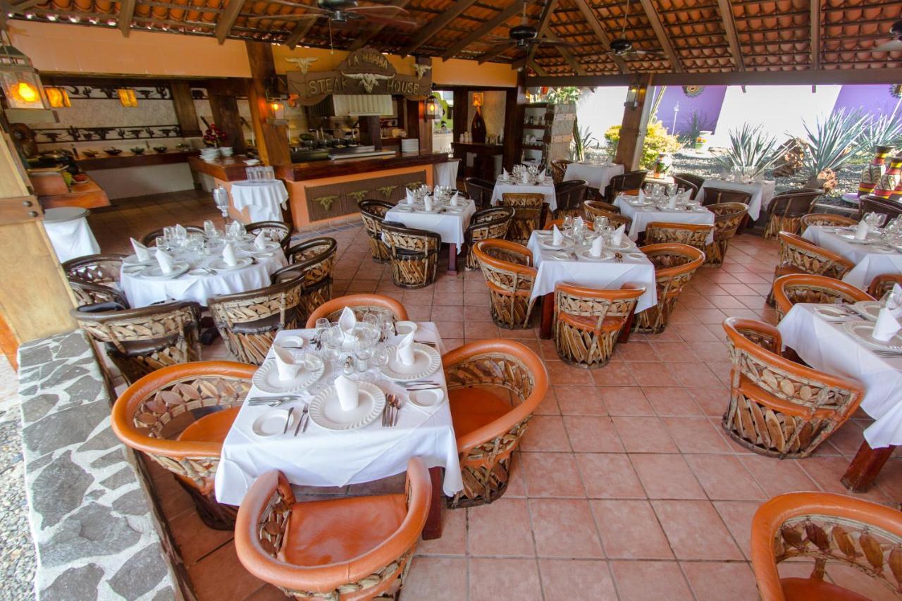 Decameron Cocos - Resort 3*