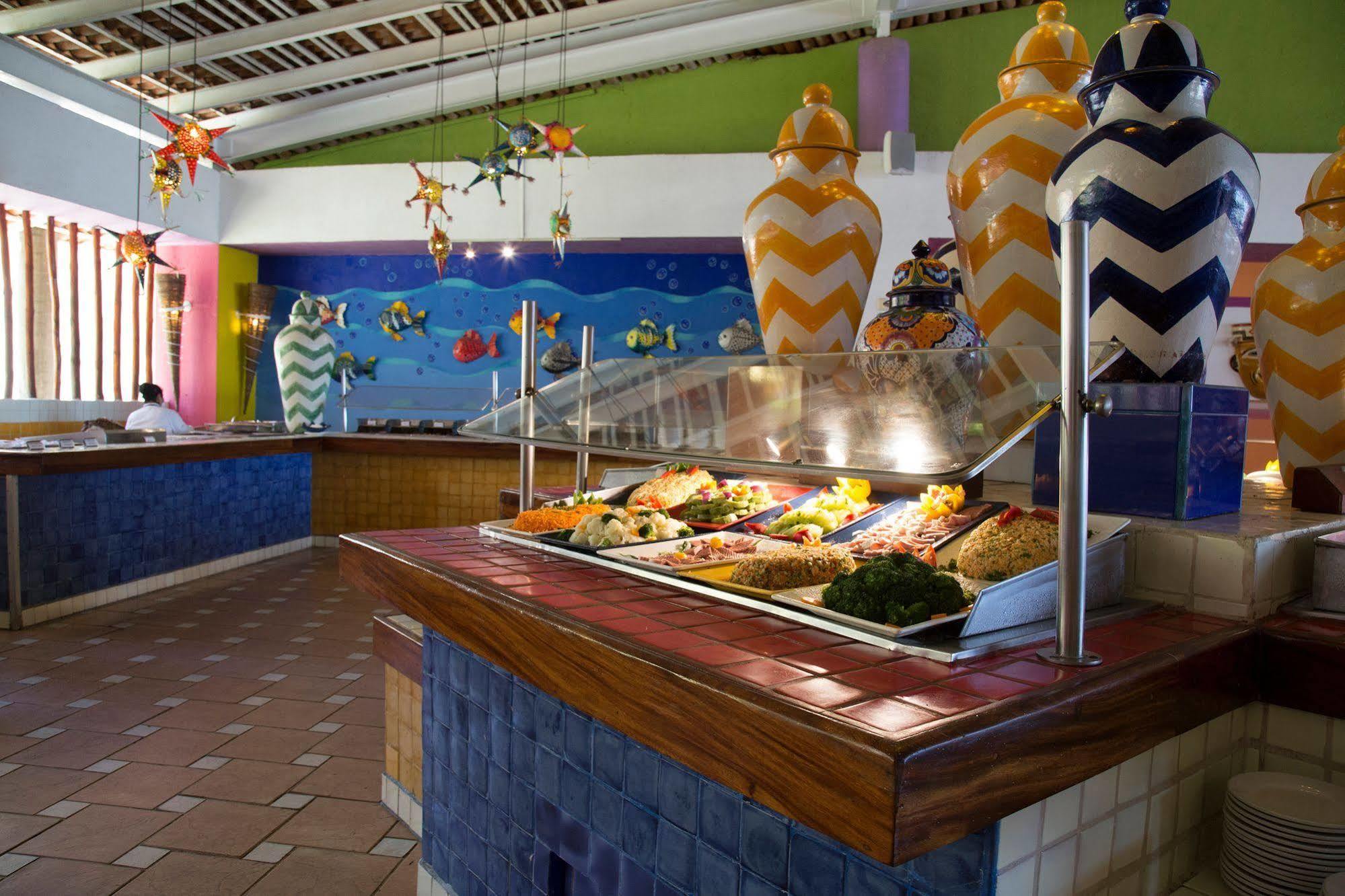 Resort Decameron Cocos -